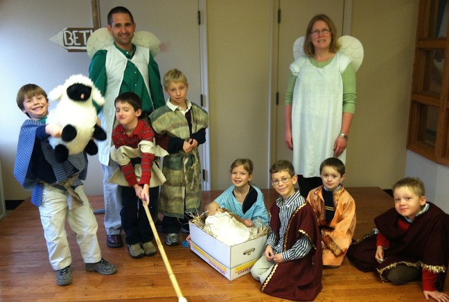 Drama Workshop - 1st grade - everyone poses for a picture!