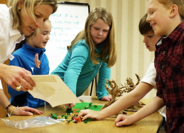 3rd graders construct with Legos